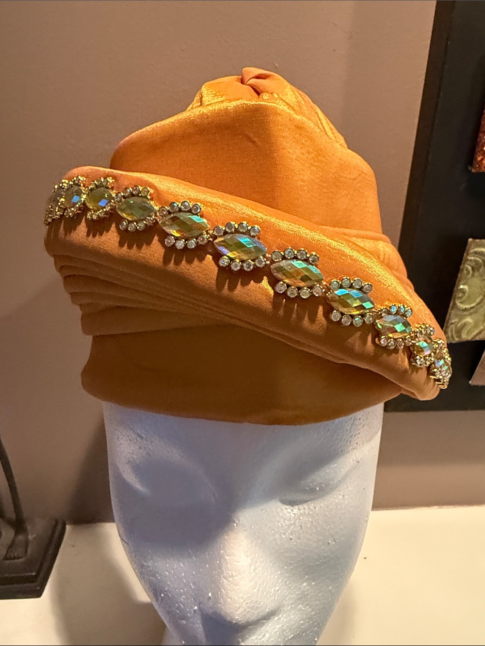 Golden Rhinestone Headwrap - Picture 5 of 5